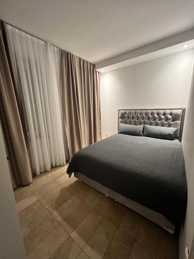 Budget Rooms Just For Sleeping - Digital Access Köln Eksteriør bilde
